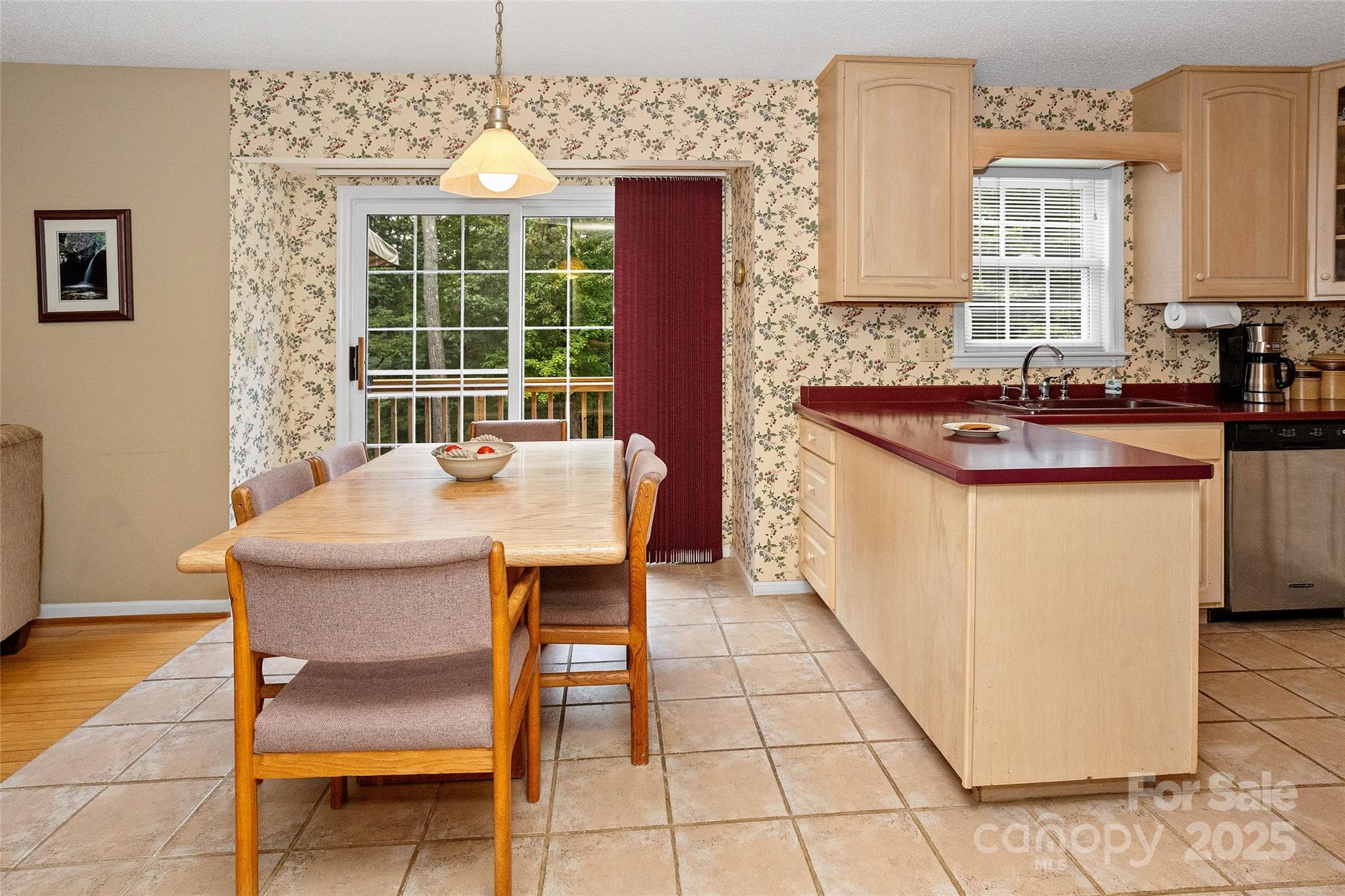 6 Oak Grove Road Arden, NC 28704 - Photo 9 of 46 Gallery Image 9