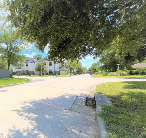 $1,850 | 1518 Johanna Drive, Houston, TX 77055