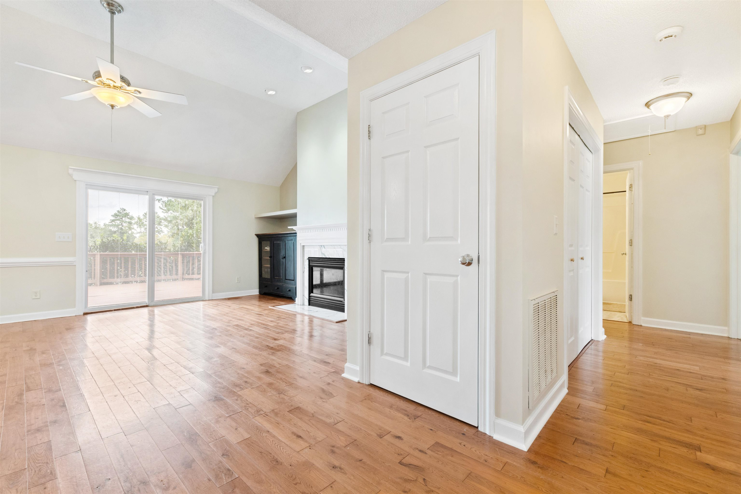 3572 East Garner Road Clayton, NC 27520 - Photo 4 of 35 Photo 4