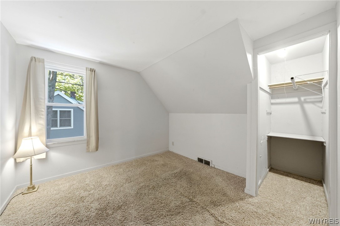 6467 Chestnut Ridge Road Orchard Park, NY 14127 - Photo 18 of 45 2nd Floor Bedroom