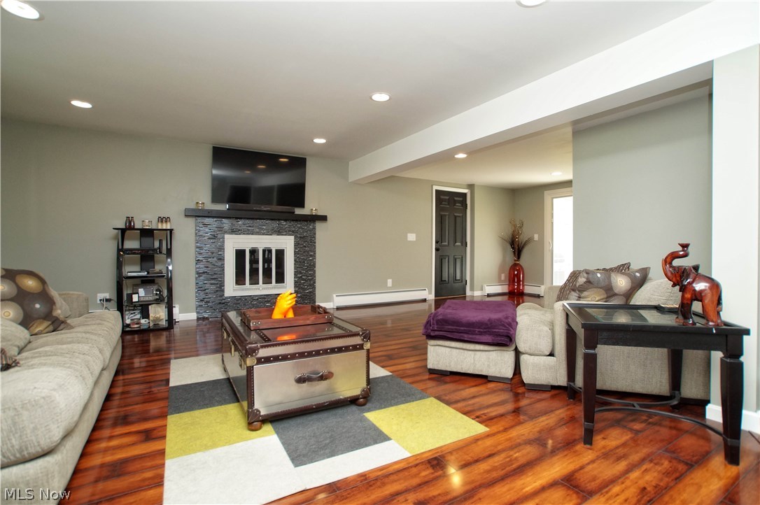 35915 Ridge Road Willoughby, OH 44094 - Photo 2 of 31 Gallery Image 2