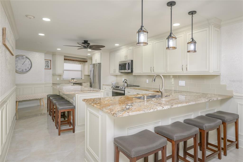 5750 Midnight Pass Road, Unit 309 Sarasota, FL 34242 - Photo 3 of 49 Gallery Image 3
