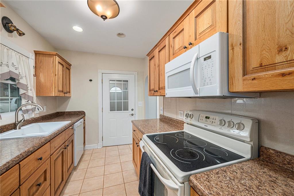 614 South 7th Street Atchison, KS 66002 - Photo 10 of 23