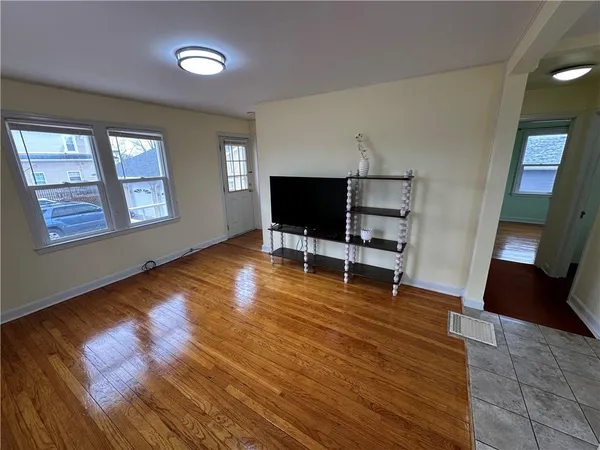 $198,000 | 215 West 8th Street, Maryville, MO 64468