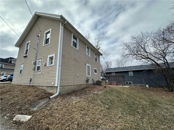 $198,000 | 215 West 8th Street, Maryville, MO 64468