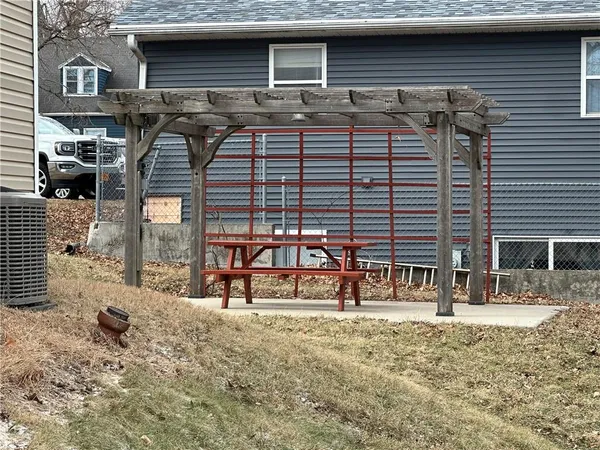 $198,000 | 215 West 8th Street, Maryville, MO 64468