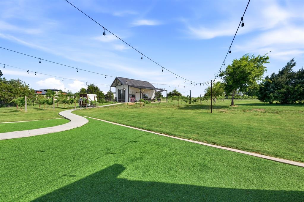 103 Old Decatur Road Decatur, TX 76234 - Photo 6 of 40