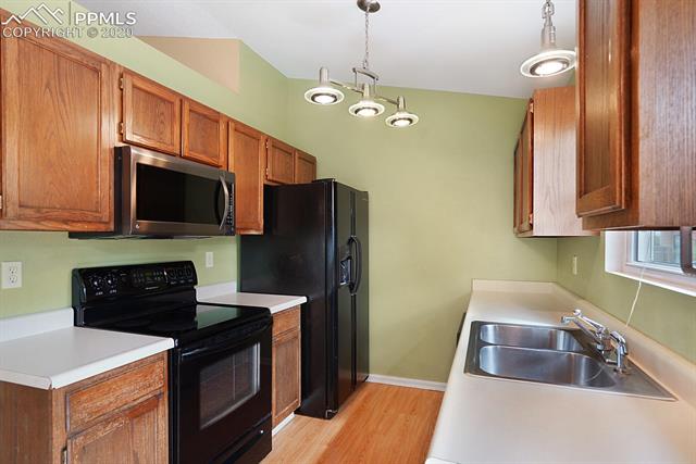 4470 Chaparral Road Colorado Springs, CO 80917 - Photo 10 of 25 Gallery Image 10