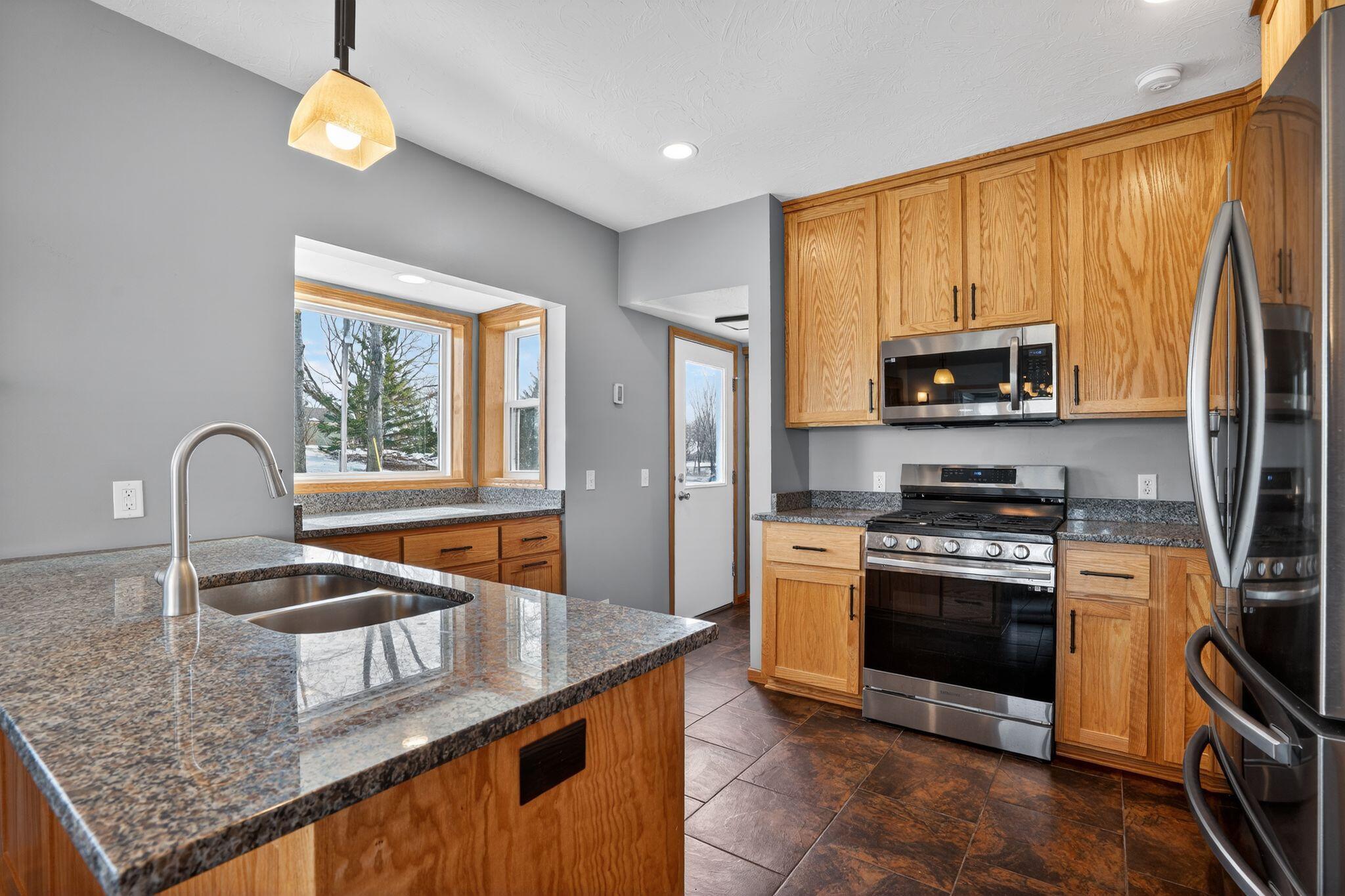 1048 45th Street West Northfield, MN 55057 - Photo 11 of 35