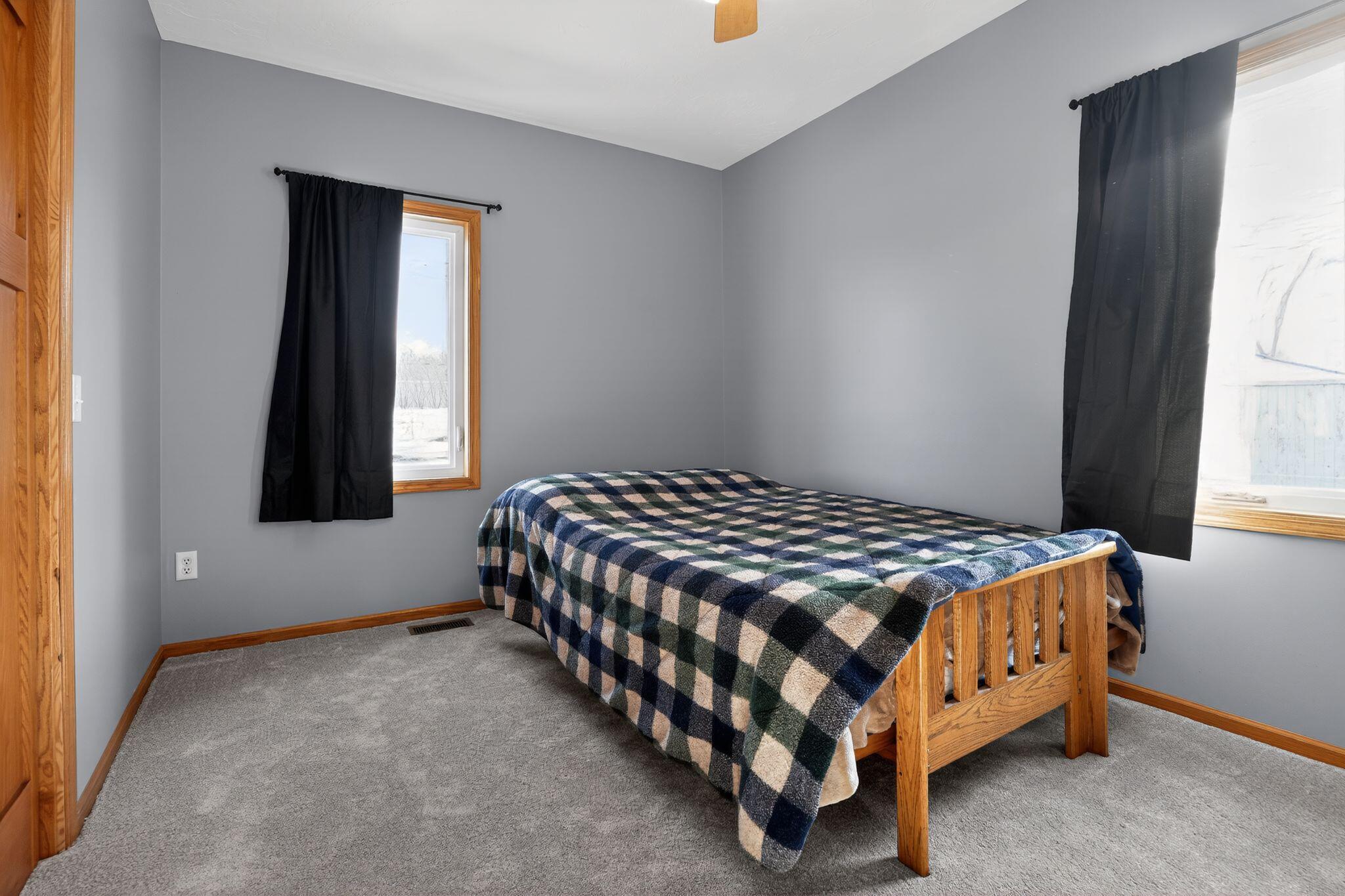 1048 45th Street West Northfield, MN 55057 - Photo 18 of 35