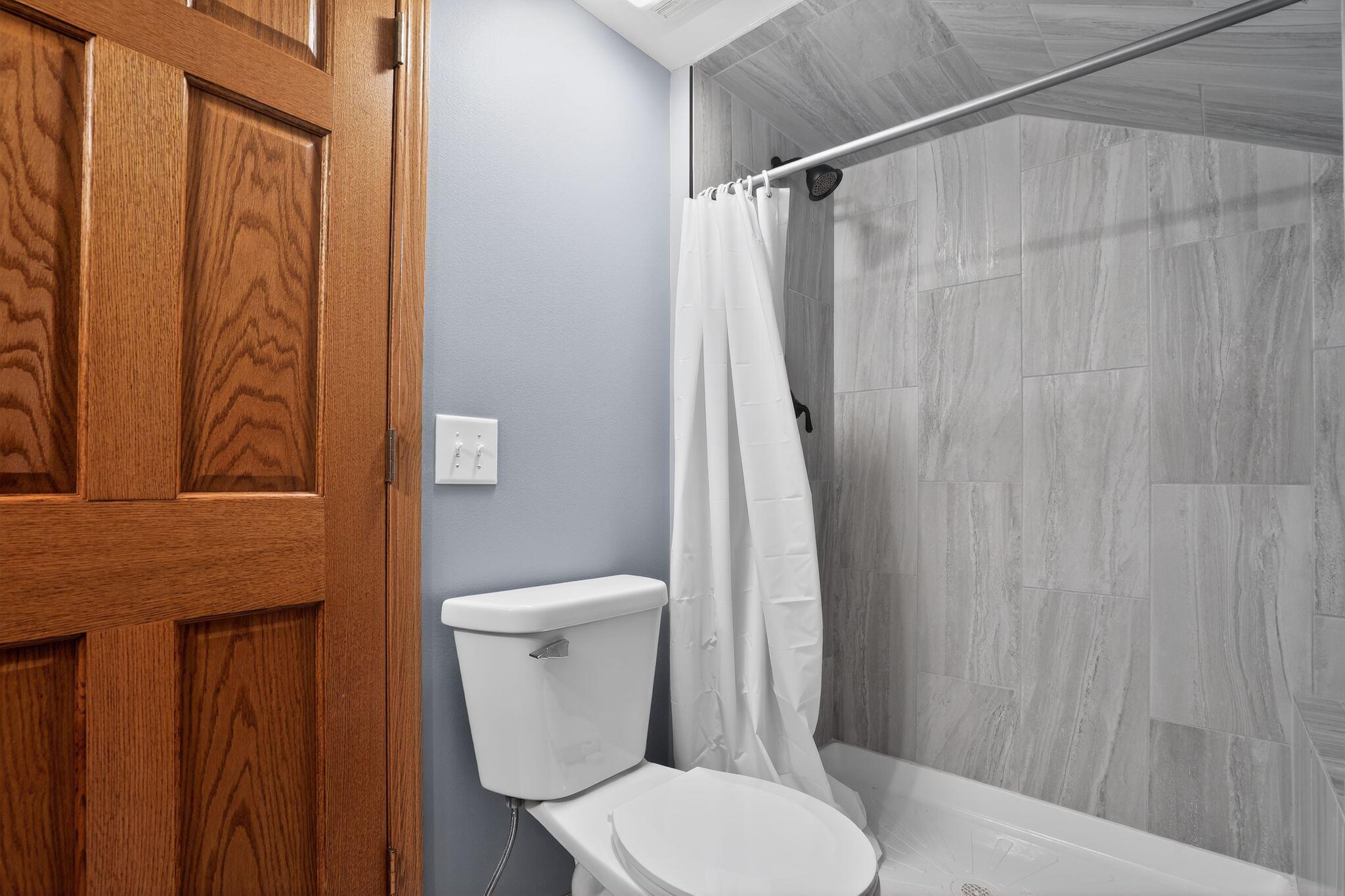 1048 45th Street West Northfield, MN 55057 - Photo 26 of 35