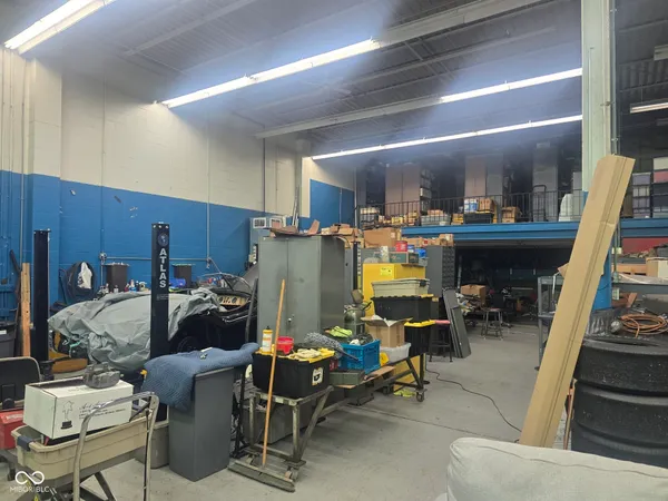 $2,750 | 1805 West 15th Street, Indianapolis, IN 46202