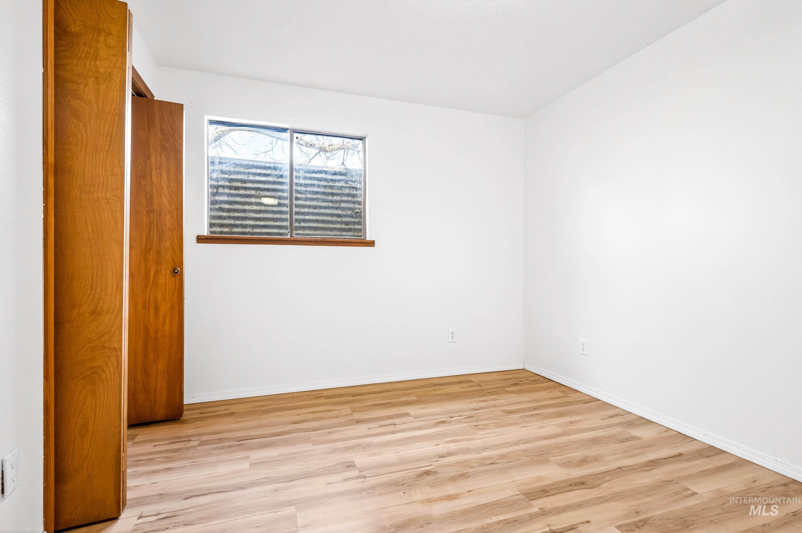 8989 Hillview Road Emmett, ID 83617 - Photo 43 of 50 Unfurnished bedroom featuring light wood-type flooring