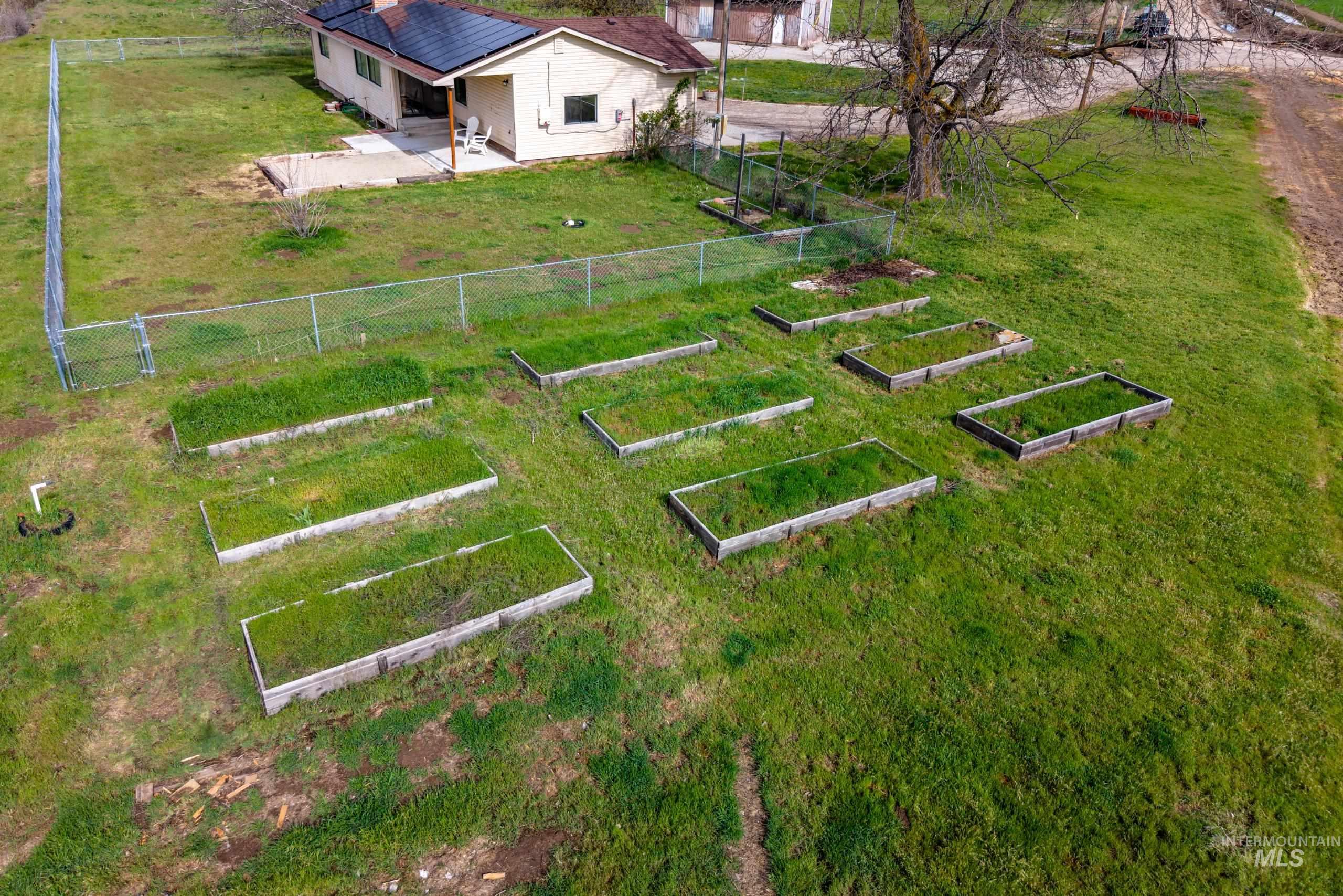 8989 Hillview Road Emmett, ID 83617 - Photo 47 of 50 Drone / aerial view