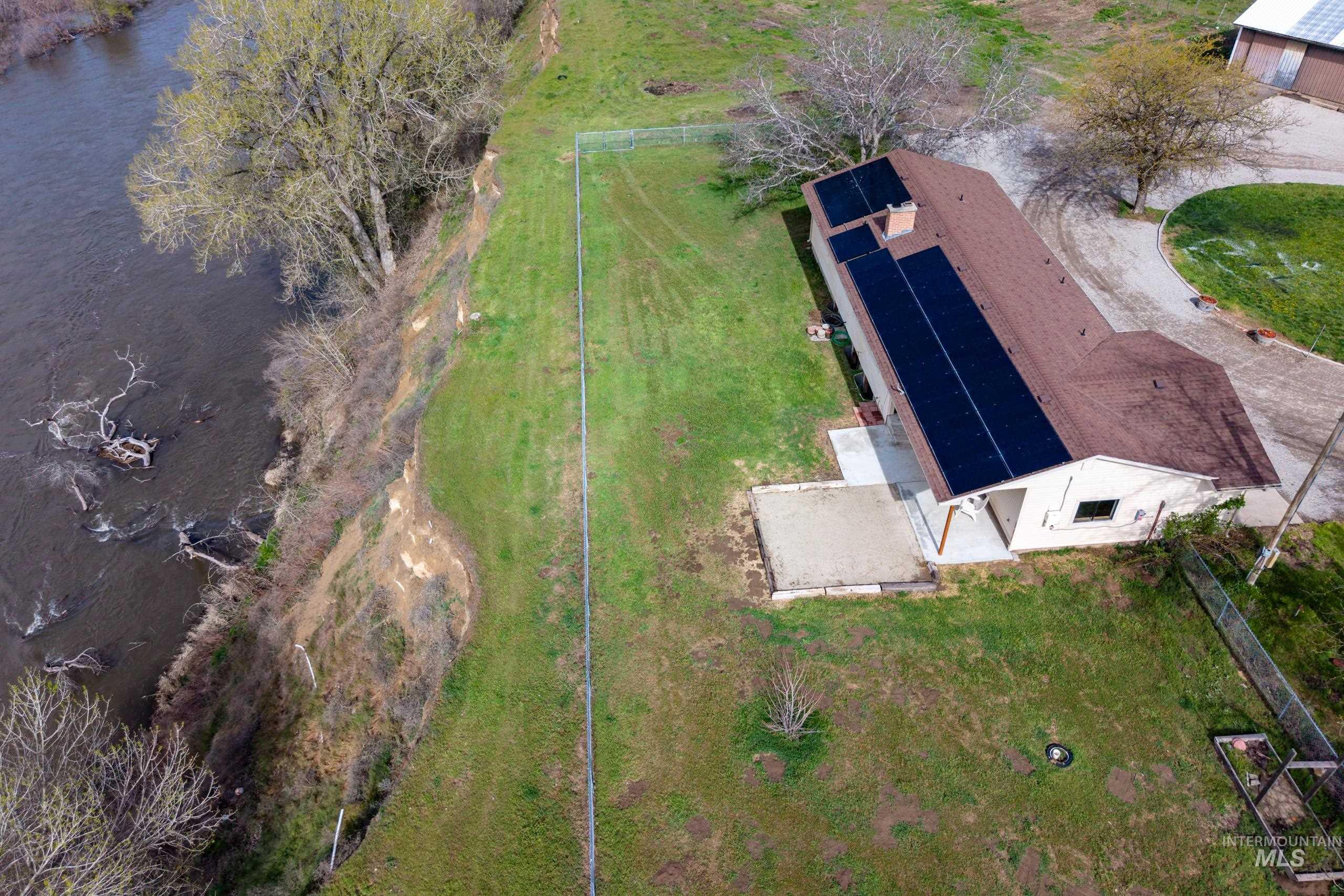 8989 Hillview Road Emmett, ID 83617 - Photo 48 of 50 View from above of property with a large body of water