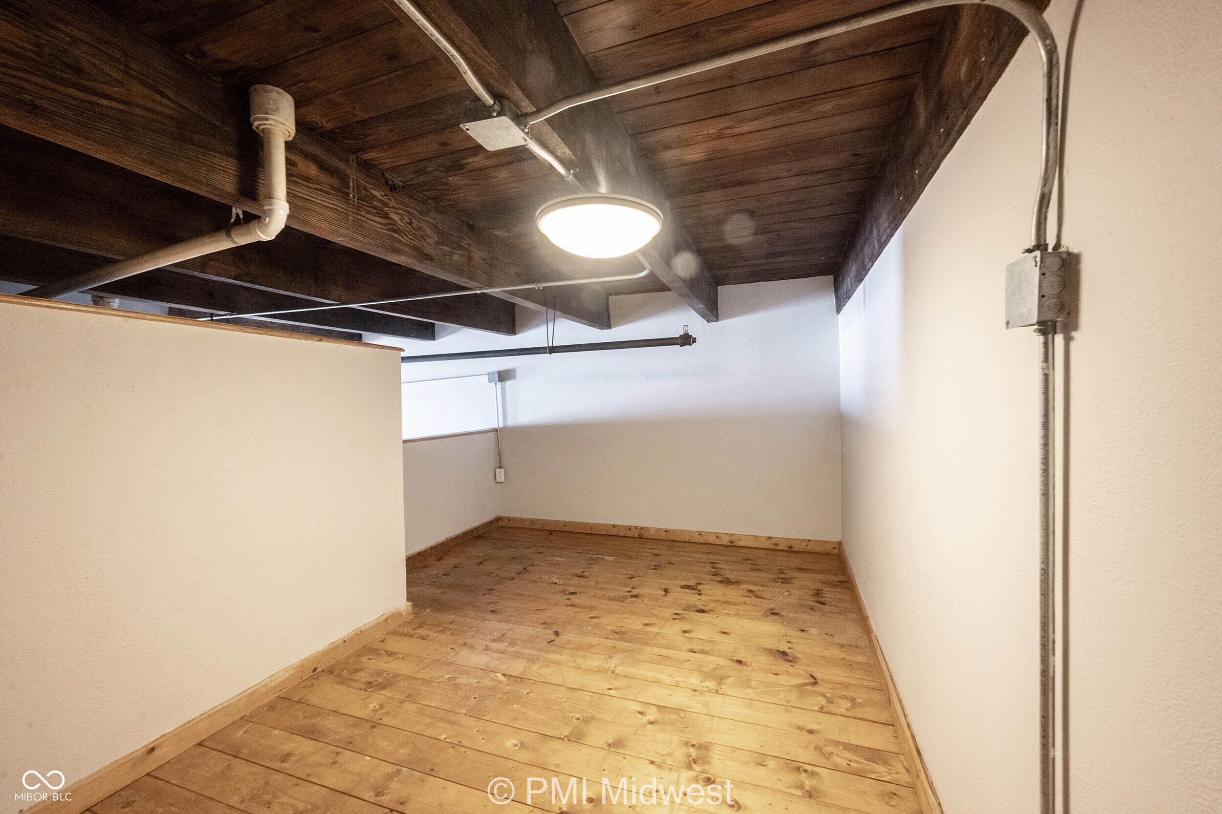 501 Madison Avenue, Unit 202 Indianapolis, IN 46225 - Photo 11 of 23