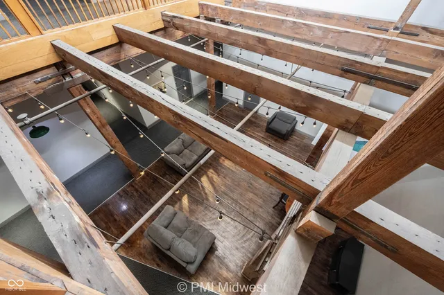 $1,199 | 501 Madison Avenue, Unit 202, Indianapolis, IN 46225