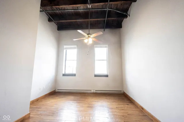 $1,199 | 501 Madison Avenue, Unit 202, Indianapolis, IN 46225