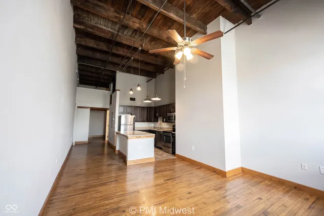 $1,199 | 501 Madison Avenue, Unit 202, Indianapolis, IN 46225