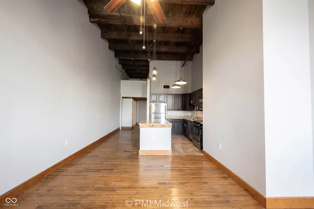 $1,199 | 501 Madison Avenue, Unit 202, Indianapolis, IN 46225