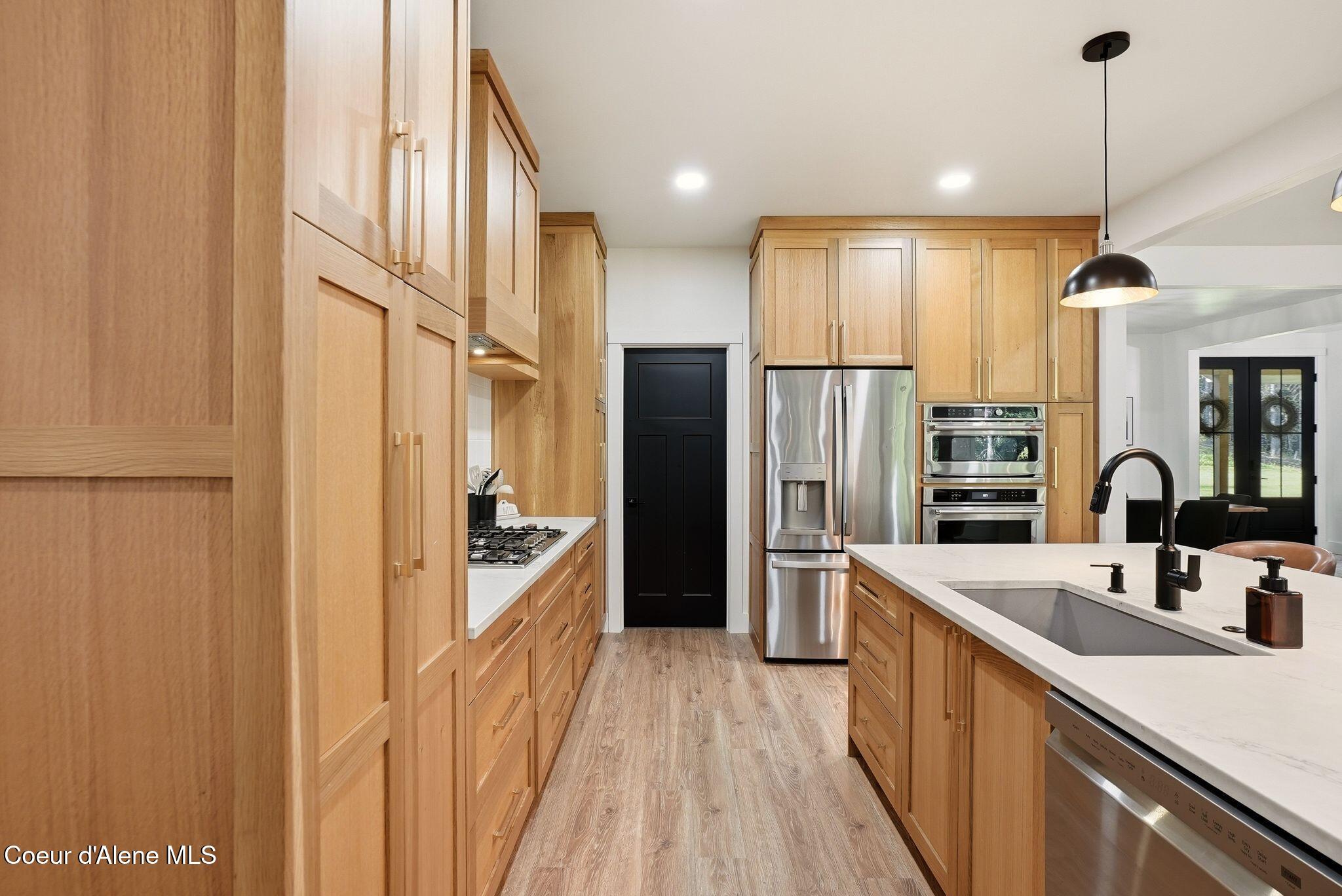 95 Klickitat Road Cocolalla, ID 83813 - Photo 21 of 66 Cabinets Galore