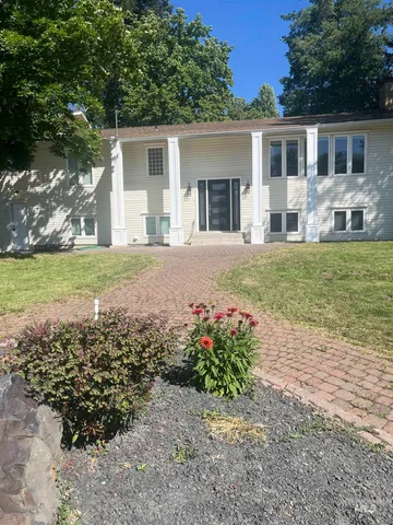 $724,000 | 1024 El Cajon Street, Moscow, ID 83843