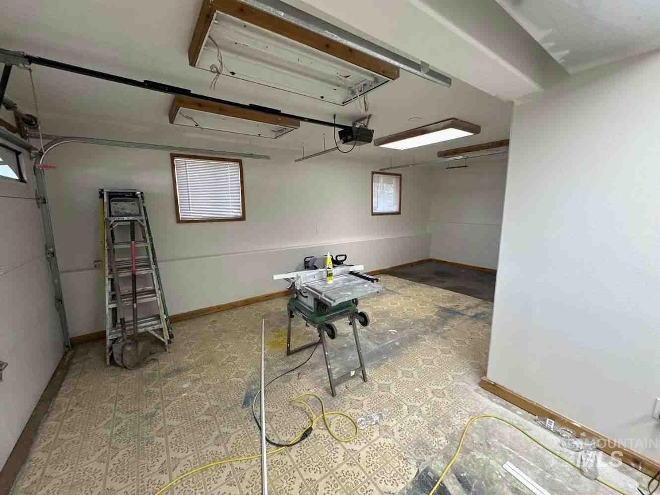 1024 El Cajon Street Moscow, ID 83843 - Photo 45 of 49 Below grade area with a garage and healthy amount of natural light