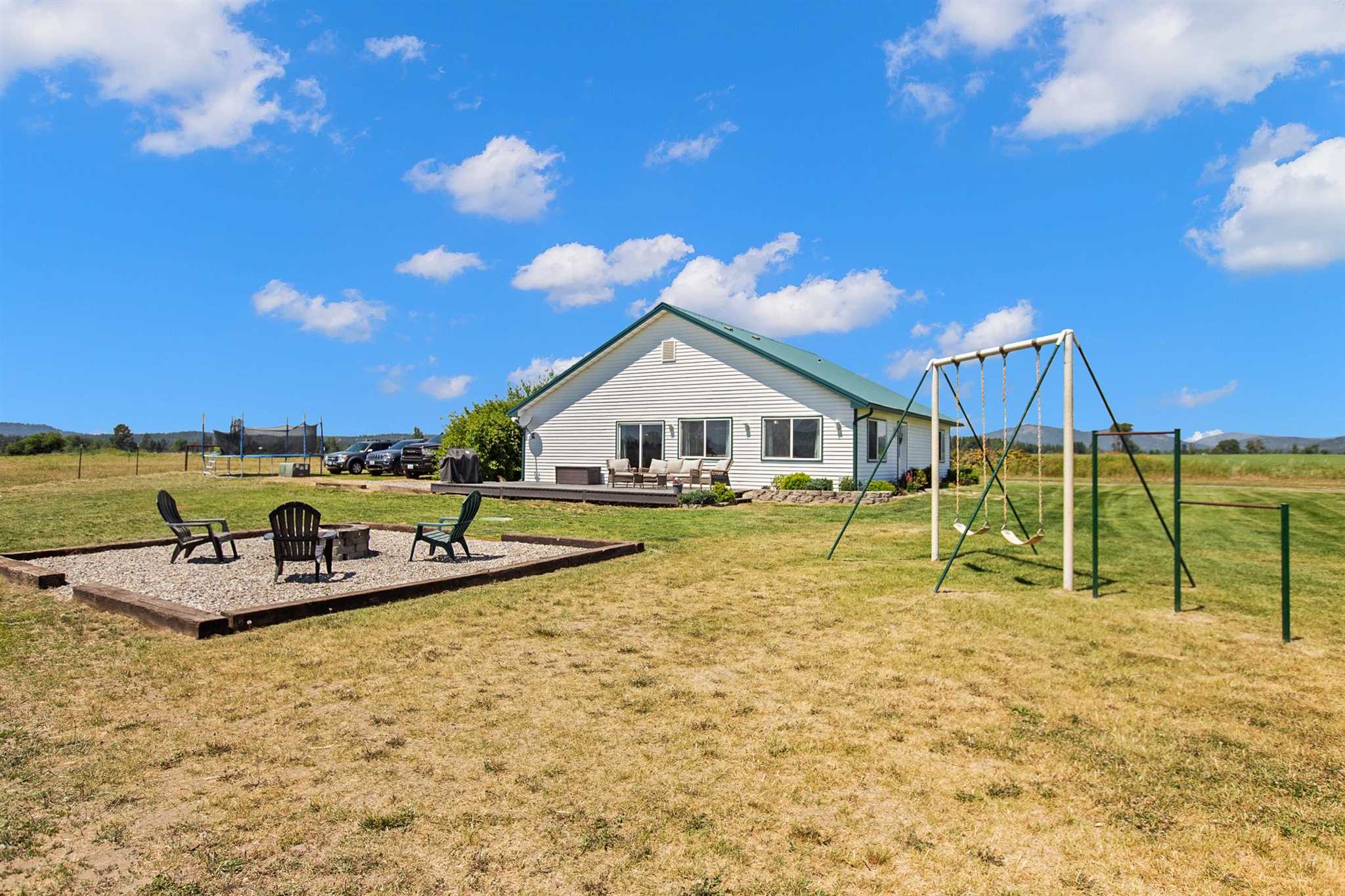 37107 North Short Road Deer Park, WA 99006 - Photo 23 of 33