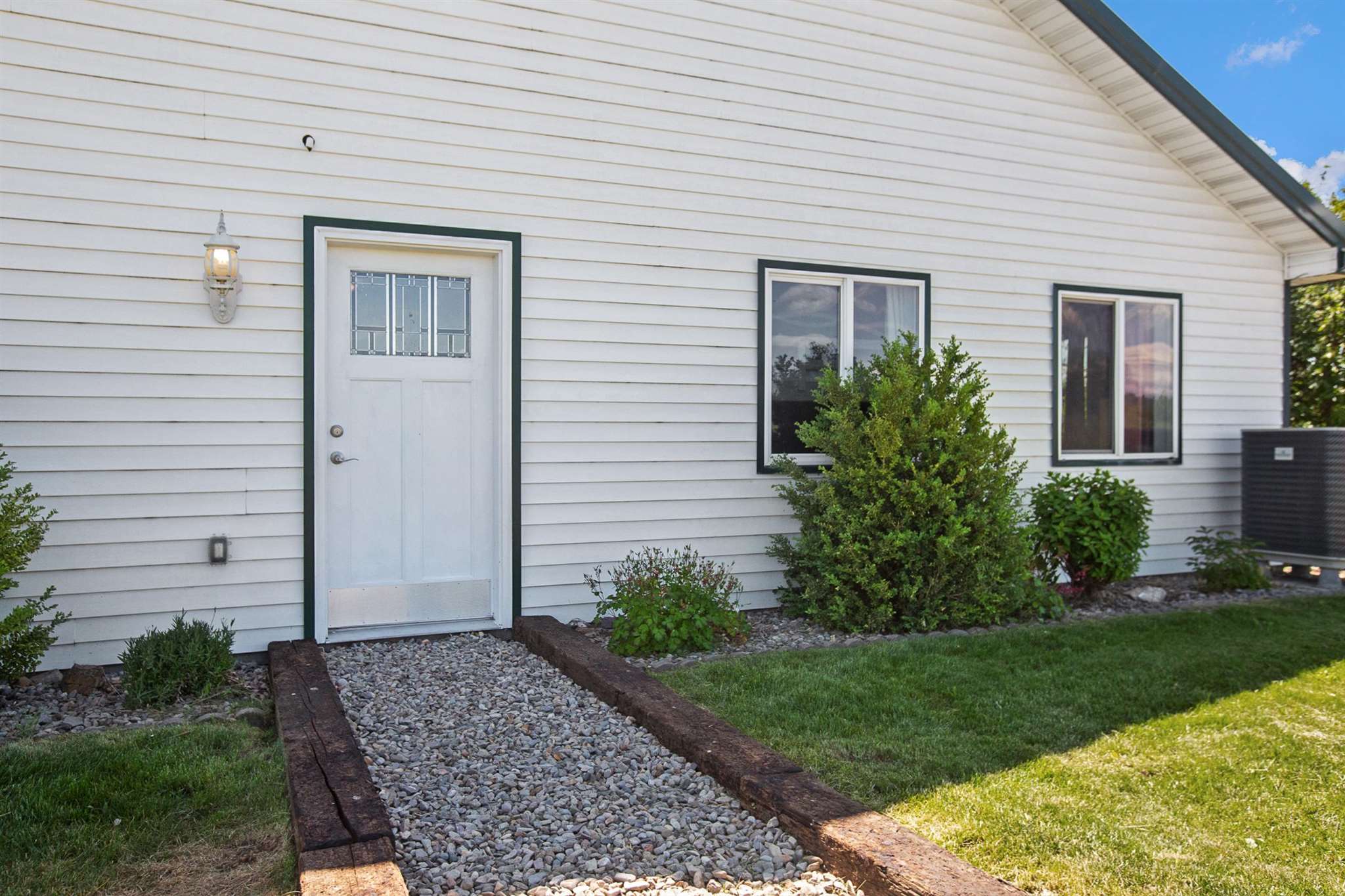 37107 North Short Road Deer Park, WA 99006 - Photo 4 of 33