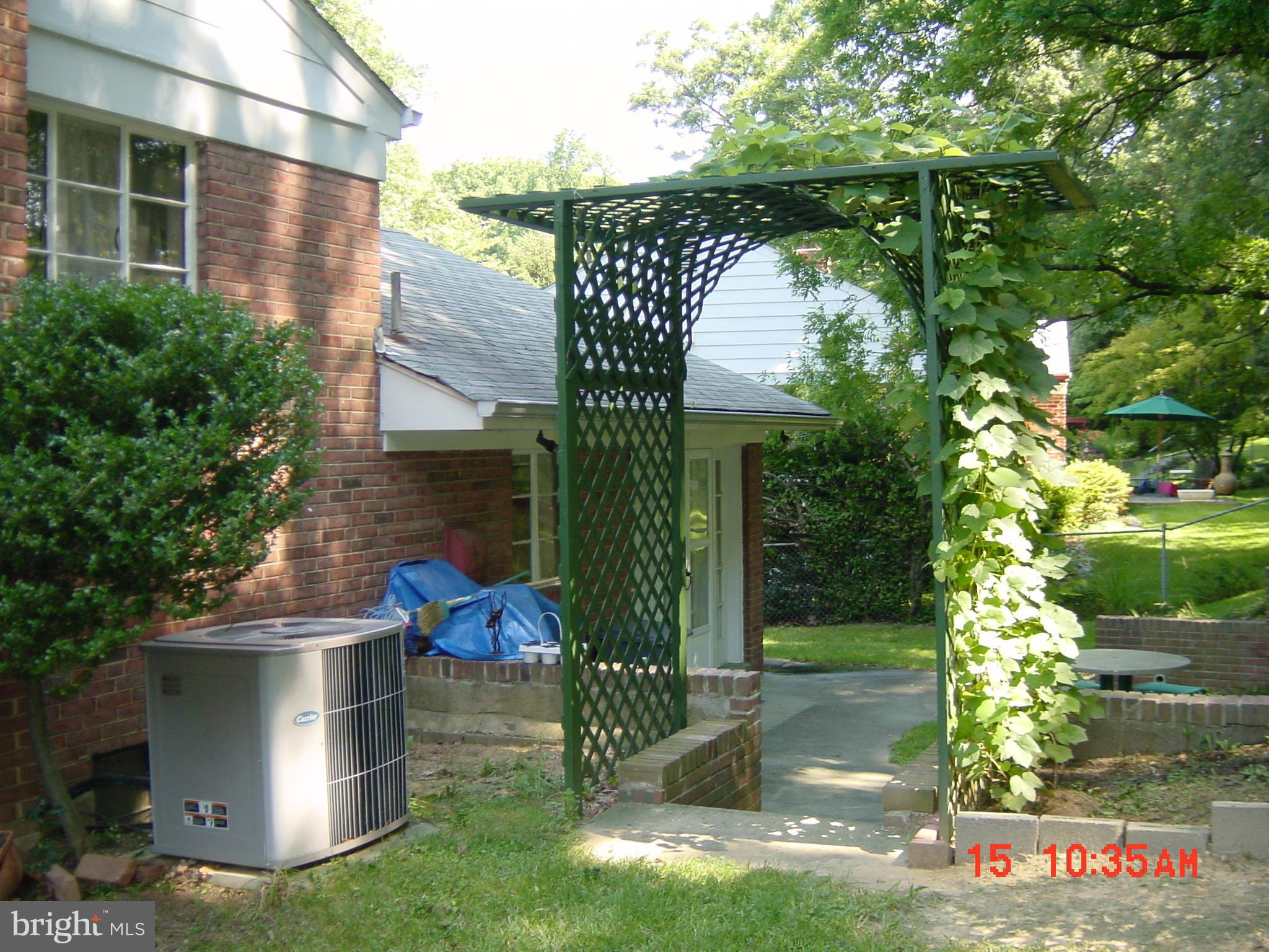 10503 Royal Road Silver Spring, MD 20903 - Photo 3 of 8 Exterior (General)
