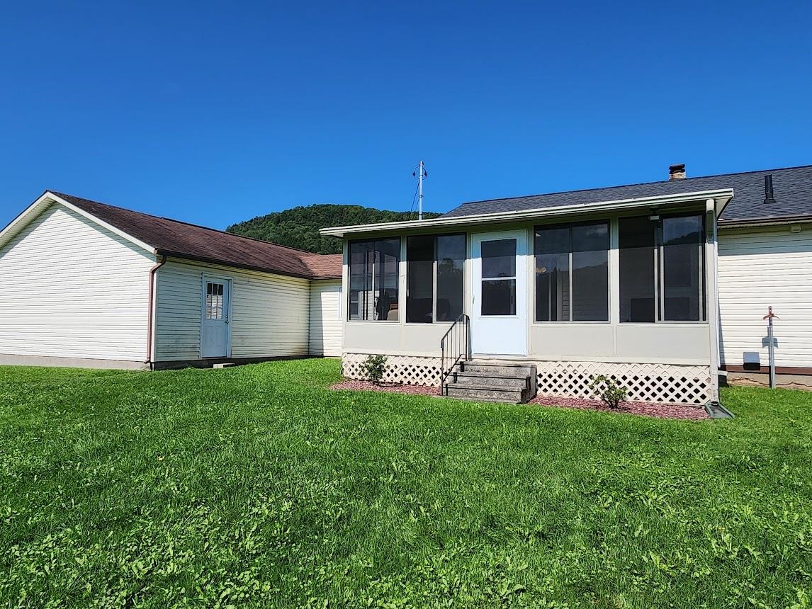 4117 Highway 2 Marshfield, VT 05658 - Photo 24 of 40