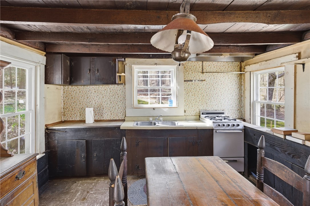 441 Franklin Road Coventry, RI 02816 - Photo 10 of 43