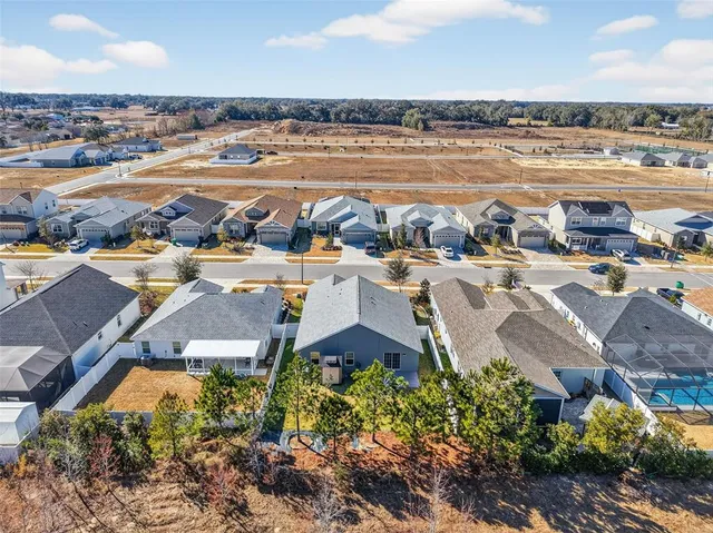 $402,000 | 12579 Northeast 49th Drive, Oxford, FL 34484