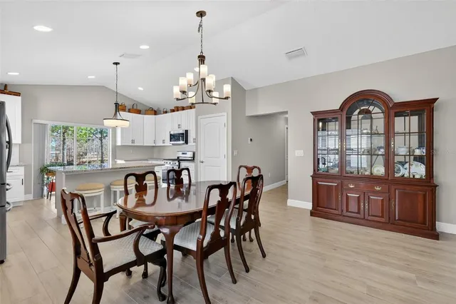 $402,000 | 12579 Northeast 49th Drive, Oxford, FL 34484