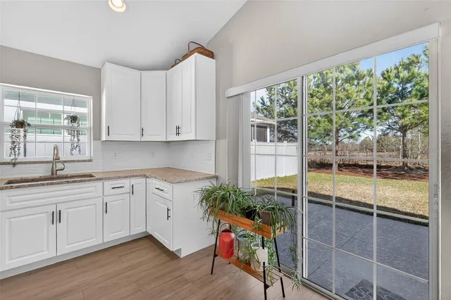 $402,000 | 12579 Northeast 49th Drive, Oxford, FL 34484