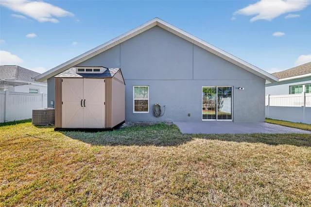 $402,000 | 12579 Northeast 49th Drive, Oxford, FL 34484