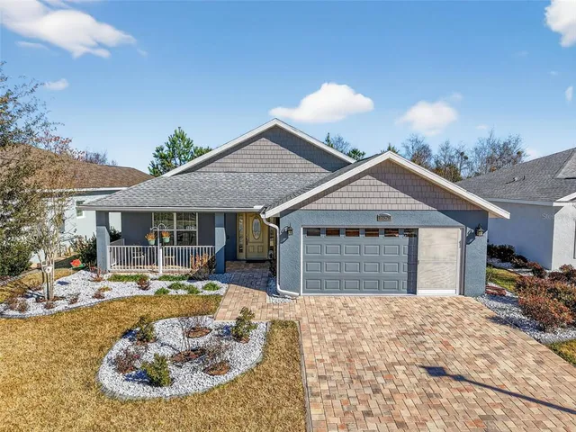 $402,000 | 12579 Northeast 49th Drive, Oxford, FL 34484