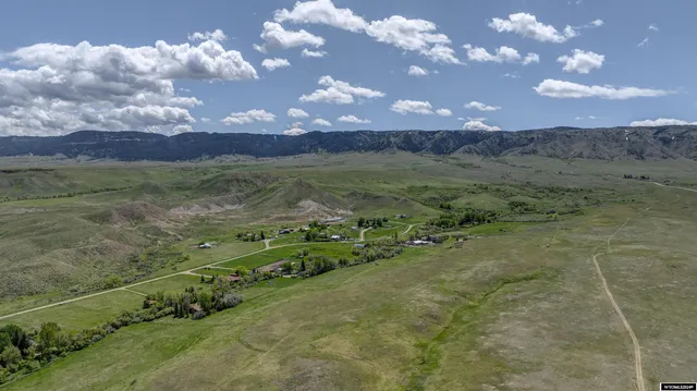 $379,715 | 6 Traveras Road, Casper, WY 82604