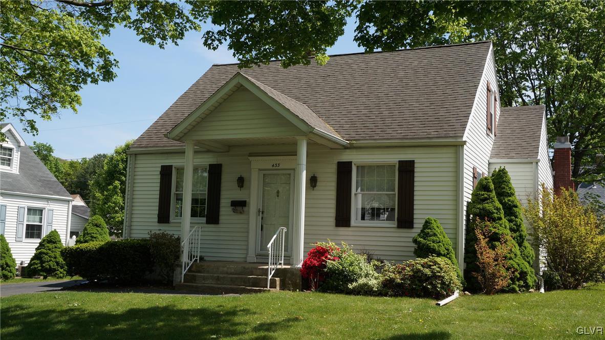 433 Maple Road Hellertown, PA 18055 - Photo 1 of 41 Gallery Image 1