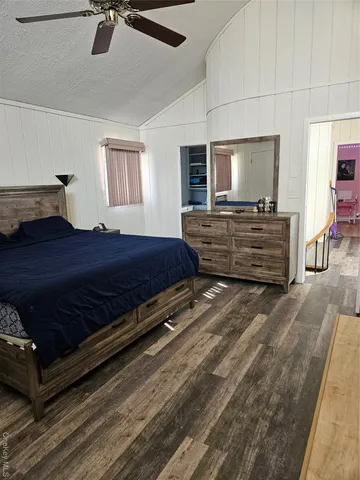 a bed room with a bed