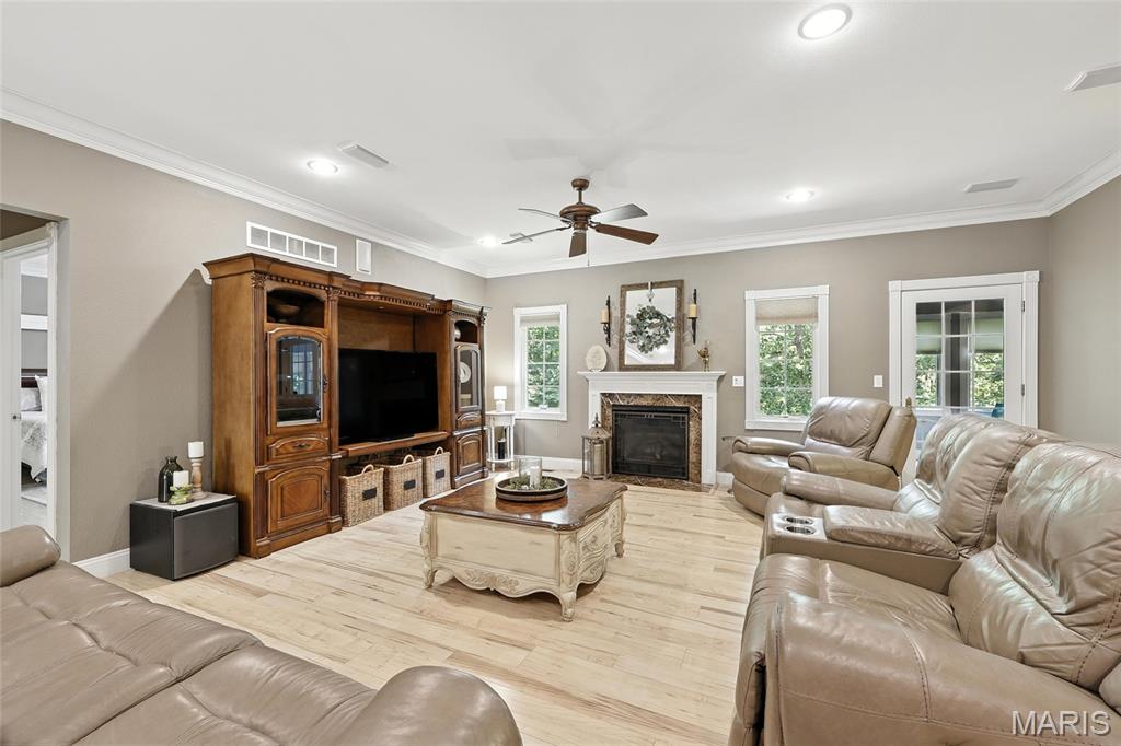 514 Jackson Way Pevely, MO 63070 - Photo 9 of 74