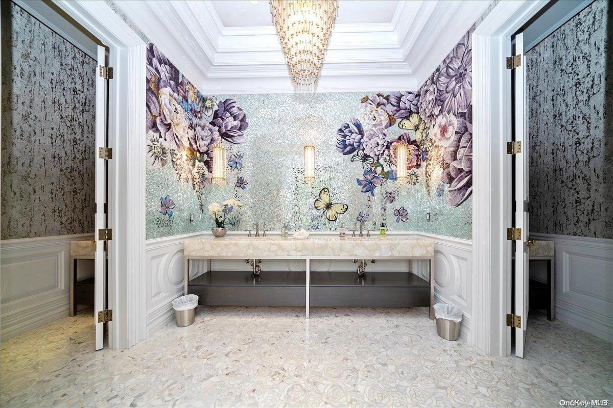 5 Longwood Road Sands Point, NY 11050 - Photo 14 of 27 a view of entry way with furniture