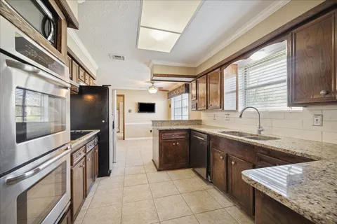 $300,000 | 1747 Hilton Head Drive, Missouri City, TX 77459