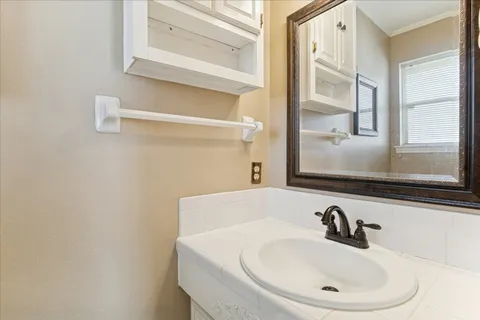 $300,000 | 1747 Hilton Head Drive, Missouri City, TX 77459