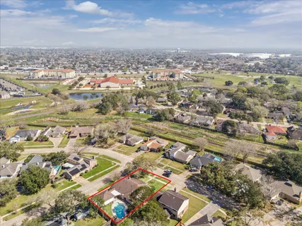 $300,000 | 1747 Hilton Head Drive, Missouri City, TX 77459