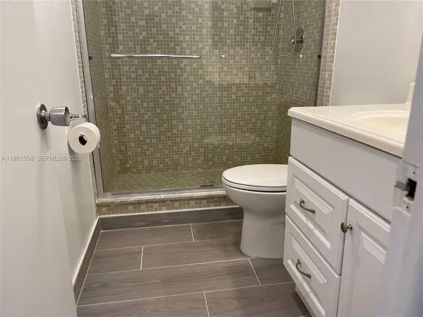 $2,300 | 805 Cypress Boulevard, Unit 205, Pompano Beach, FL 33069