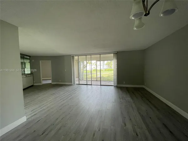 $2,300 | 805 Cypress Boulevard, Unit 205, Pompano Beach, FL 33069