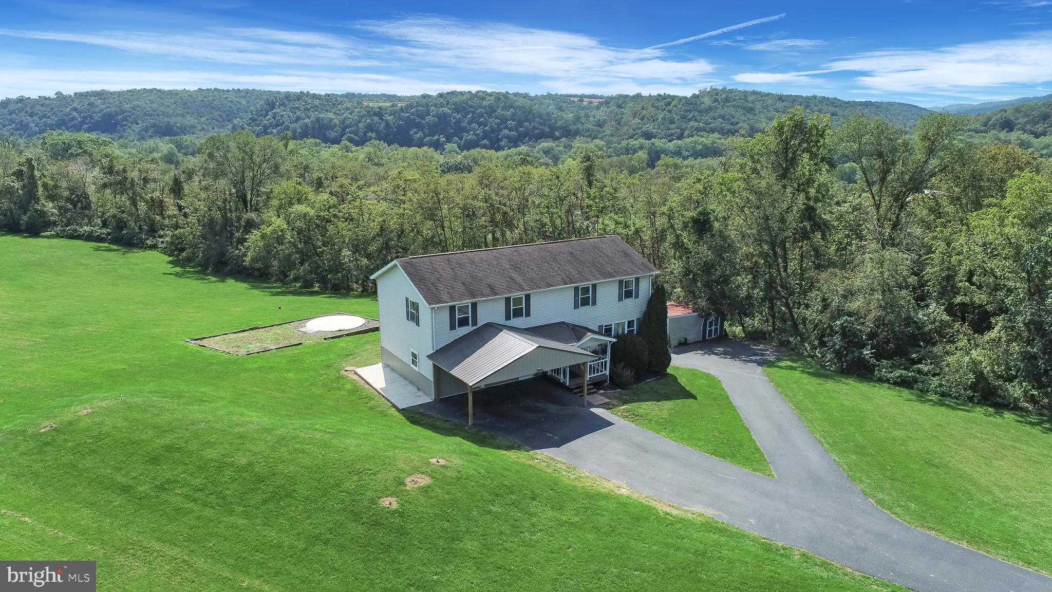 21 Dead End Road Millerstown, PA 17062 - Photo 3 of 49 Gallery Image 3