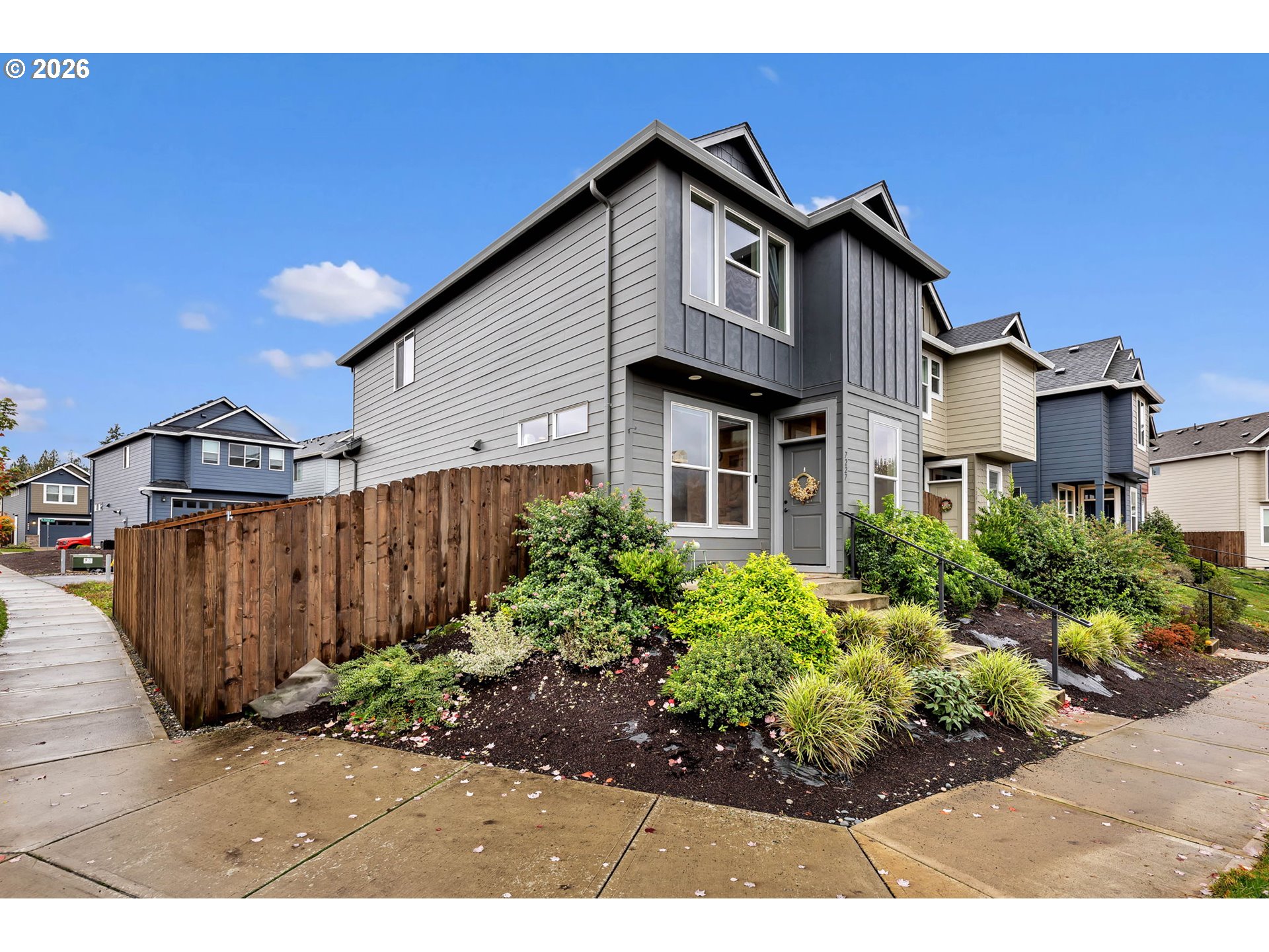 7227 South 11th Street Ridgefield, WA 98642 - Photo 3 of 32