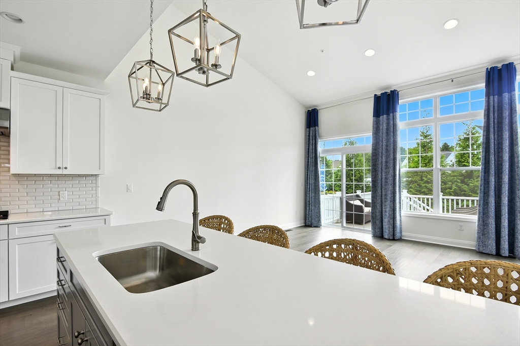 18 Lansing Way, Unit 18 Millis, MA 02054 - Photo 14 of 38
